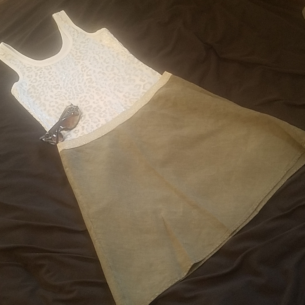 Hartford 100% linen skirt with silver waistband
